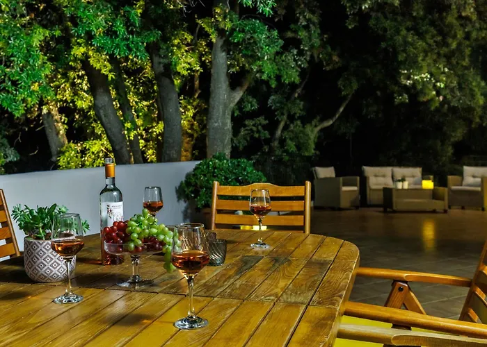 Mitsa 빌라 콜리오스