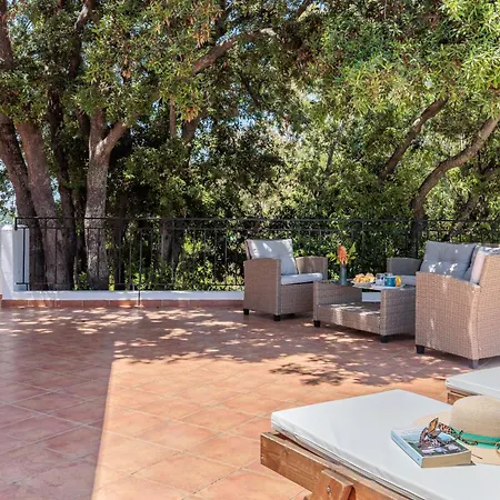 Mitsa Villa Koliósz